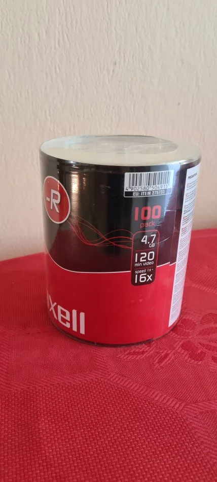 Tirane, shes DVD Recorder Shes pako dvd 100 cop, e Re, marka maxell, 50 euro