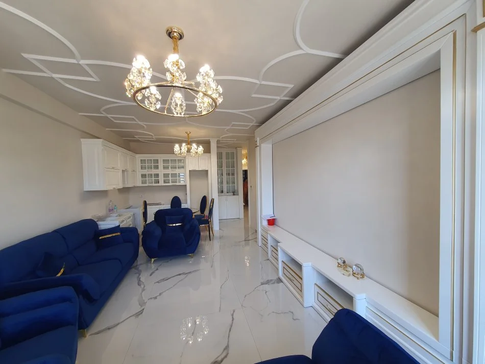 Tirane, shitet apartament 2+1+Ballkon Kati 8, 112 m² 200.000 € (Rruga: Kujtim Laro,Tiranë)