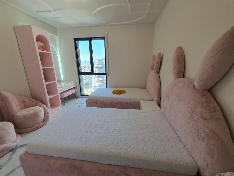 Tirane, shitet apartament 2+1+Ballkon Kati 8, 112 m² 200.000 € (Rruga: Kujtim Laro,Tiranë)