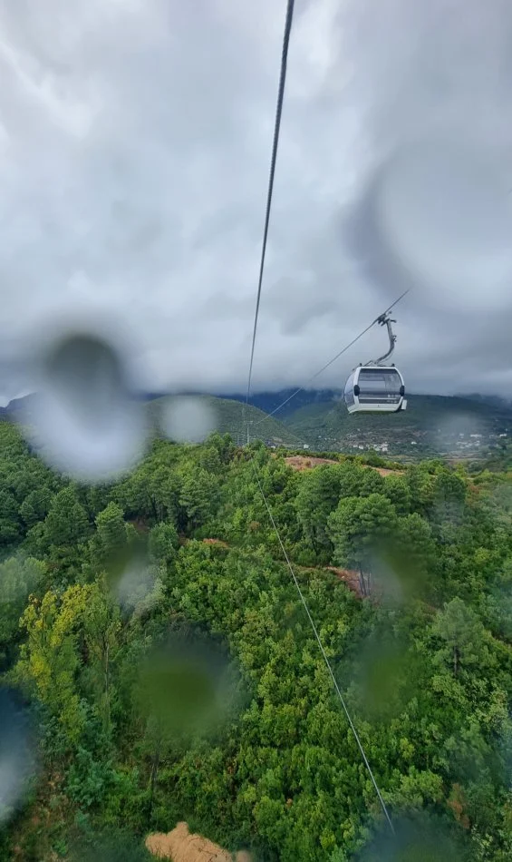 Guide francophone à Tirana