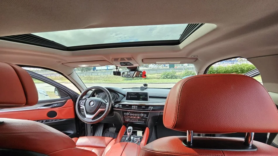 Tirane, shes makine BMW X6 35i Benzin, e zeze tiptronik Klima 112.000 km 27.000 €