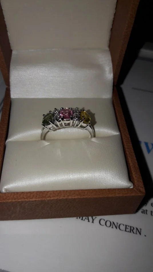 Tirane, shes  Unazë 14 karat flori i bardhë me DIAMANT dhe SAFIR(14k white gold Diamond &Sapphire Ring) 1.420 €