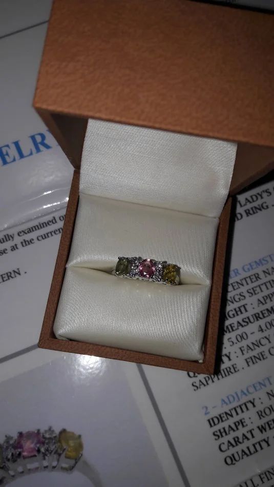 Tirane, shes  Unazë 14 karat flori i bardhë me DIAMANT dhe SAFIR(14k white gold Diamond &Sapphire Ring) 1.420 €