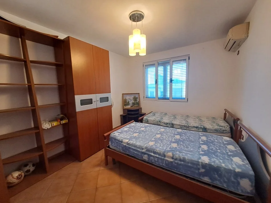 Tirane, Apartament 3+1 per shitje  Kati 5, 113 m² 125.000 € (Rruga Pjeter Budi)