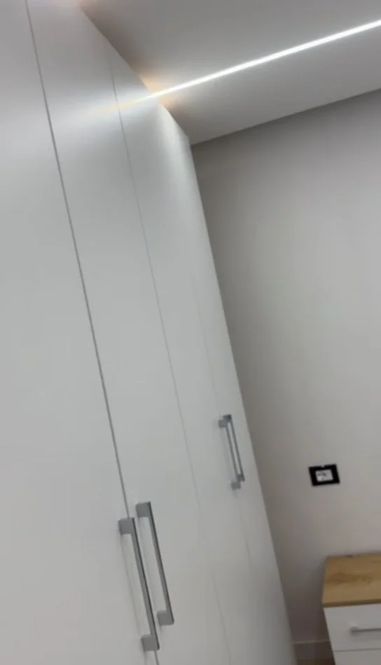 Tirane, jepet me qera apartament 1+1+Aneks Kati 1, 53 m² 500 € 