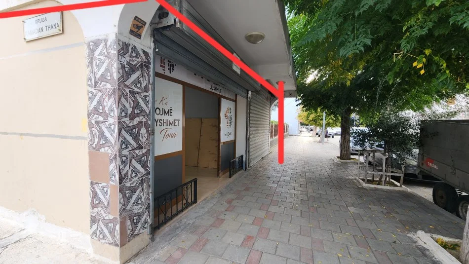 Lushnje, shitet dyqan Kati 0, 433 m² (Marin Barleti)
