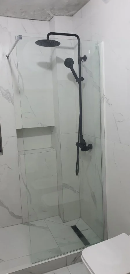 Tirane, ofroj hidraulike . Punime dhe rinovime 2 €