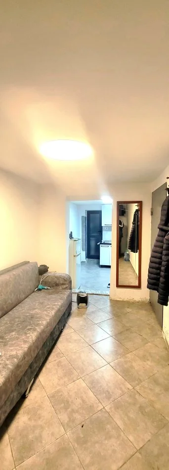 Tirane, shitet shtepi 1 Katshe Kati 0, 200 m² 120.000 Euro prane QSUT dhe shkolles se bashkuar  (rruga halit bega)