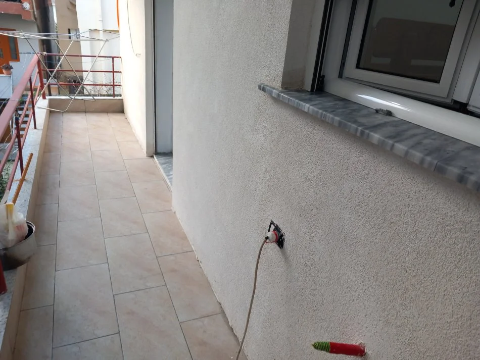 Tirane, jepet me qera apartament 3+1+Ballkon Kati 2, 75 m² 360€