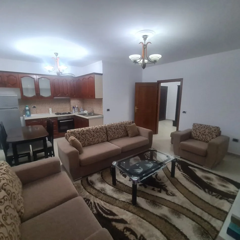 Tirane, jap me qera apartament 2+1 Kati 3, 93 m² 350 € (Fresk, rruga e Dajtit)