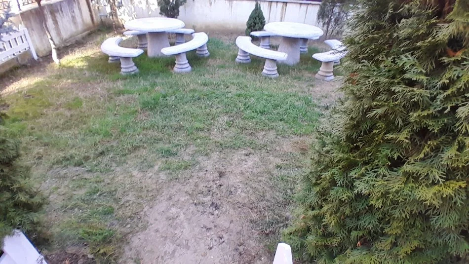 Tirane, jepet me qera apartament 2+1 Kati 1, 76 m² 400 € (Rr. Fuat Toptani prane Hotel Dea)