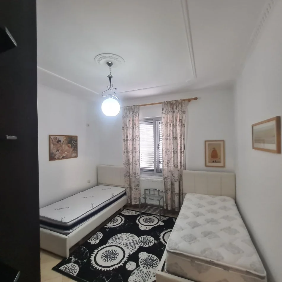 Jap2+1 te Kopshti Zoologjik, 110 m², 600 €/muaj (RrugaEduard Mano))