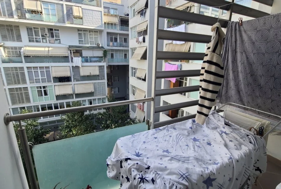 Tirane, jap me qera apartament 1+1+Ballkon , 64 m² 800 € (Rruga Tish Dahia)