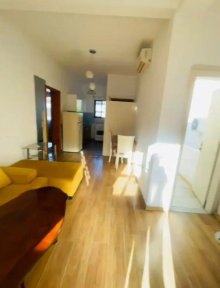 Tirane, jepet me qera shtepi 1+1 Kati 2, 40 m² 330 € (S)