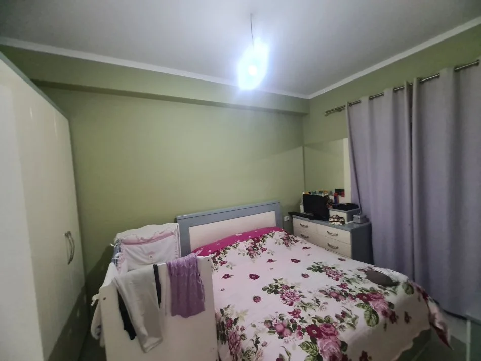 Tirane, jepet me qera apartament 2+1+Ballkon Kati 2, 87 m² 500 € (KOMPLEKSI MANGALEM)