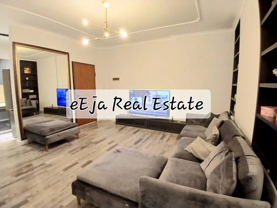 Tirane, shitet apartament 2+1+Ballkon Kati 4, 102 m² 250.000 € (Eduar mano)