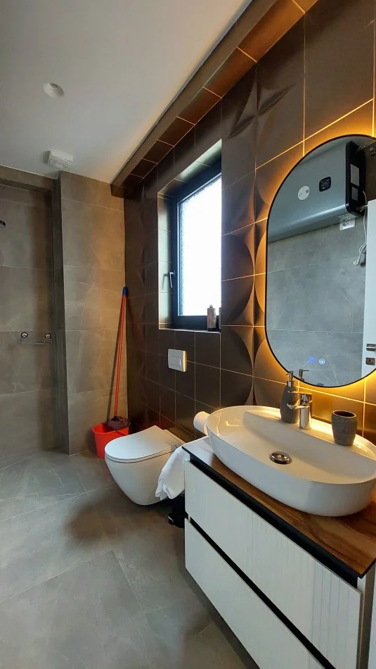 Vlore, shitet apartament duplex Dublex Kati 4, 125 m² 420.000 € (Uji Ftohte Vlore)