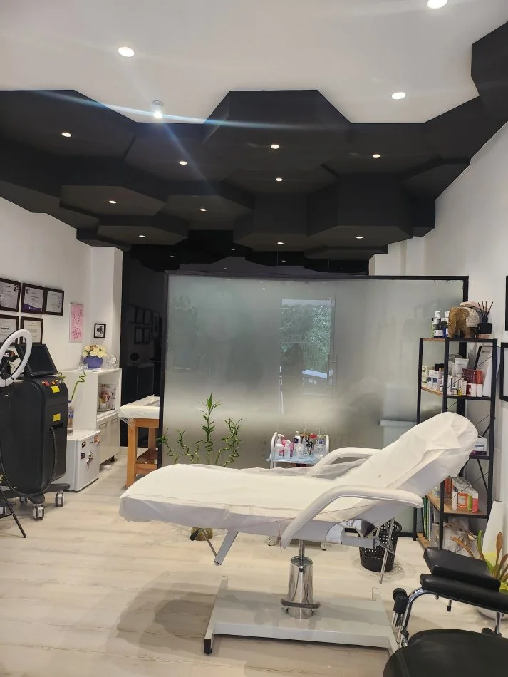 Tirane, shes Dyqan Kati 0, 30 m² 100.000 € (Selite)