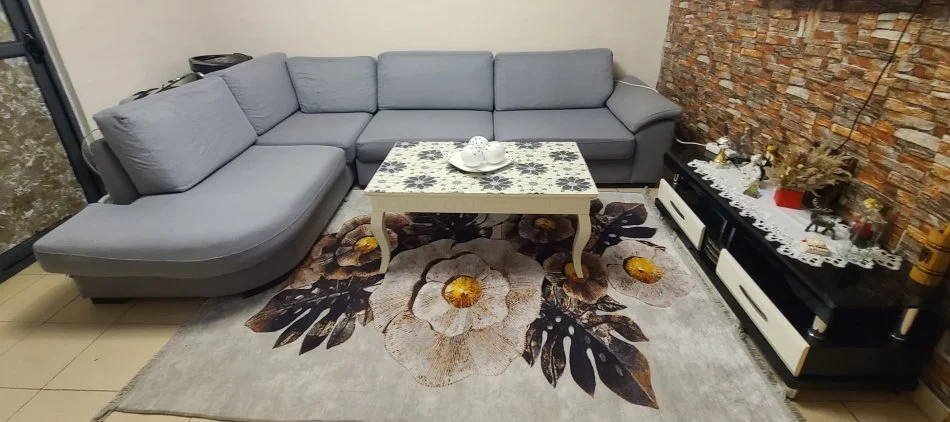 Tirane, shes Kend , Dhome Gjumi dhe Krevat Tek 970 €