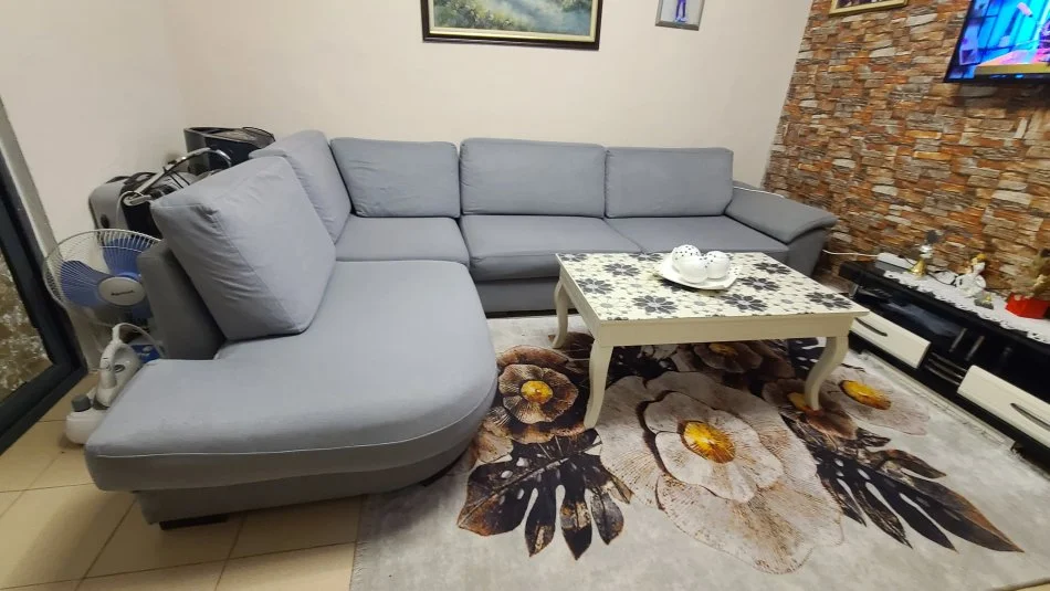 Tirane, shes Kend , Dhome Gjumi dhe Krevat Tek 970 €