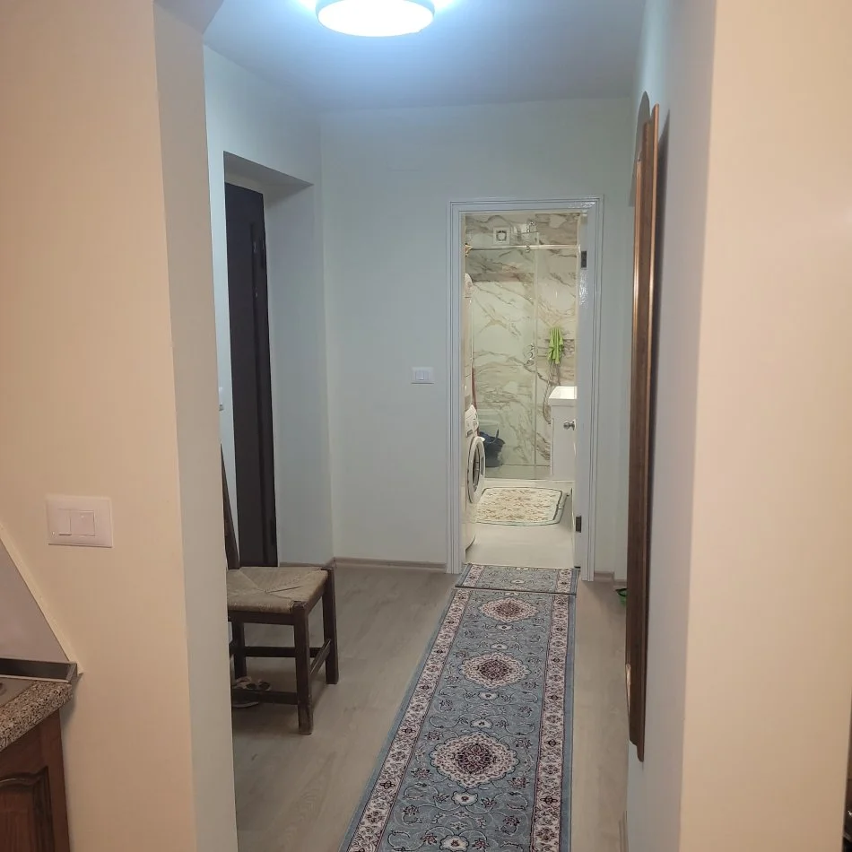 Tirane, shes apartament 2+1+2 tualete+2 Ballkone Kati 2, 195.000 € (ish tregu elektrik)