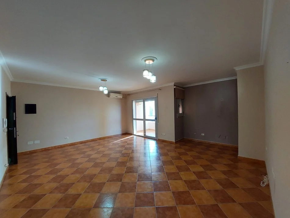 Vlore, shitet apartament 2+1 Kati 7, 119 m² 180.000 € 