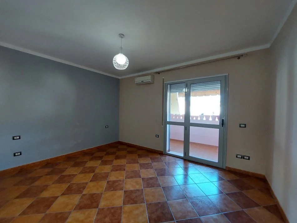 Vlore, shitet apartament 2+1 Kati 7, 119 m² 180.000 € 