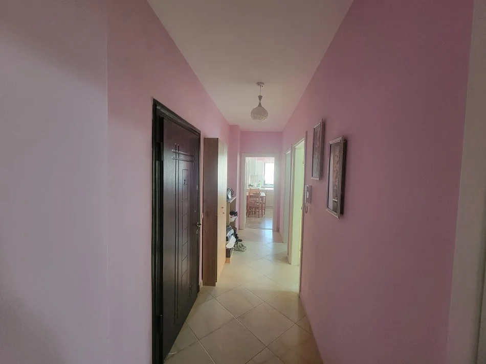 Tirane, shitet 2+1+Ballkon Kati 5, 98 m² 148.000 € (Teodor Keko Astir)