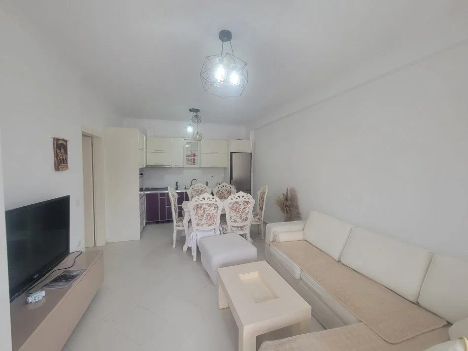 Shqiperi, jepet me qera apartament 2+1+Ballkon Kati 3, 91 m² 500 € (Rruga Zallit)