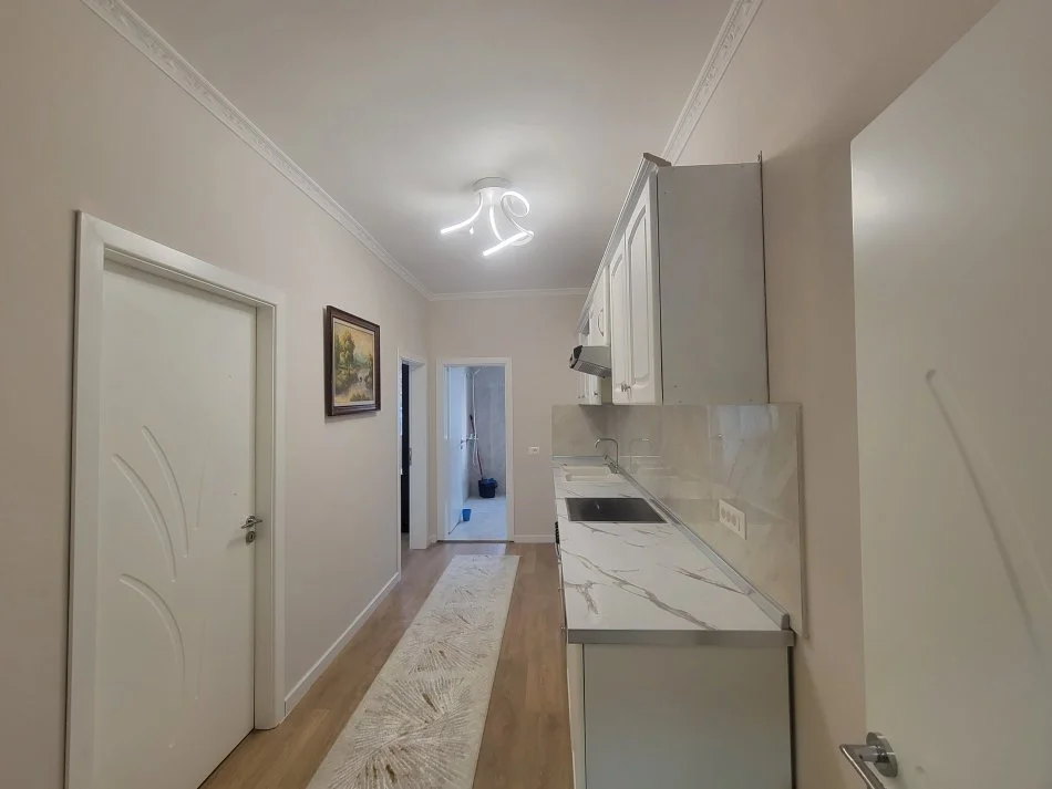 Tirane, shitet 2+1+Ballkon Kati 3, 99 m² 171.000 € (Rruga Dibres)