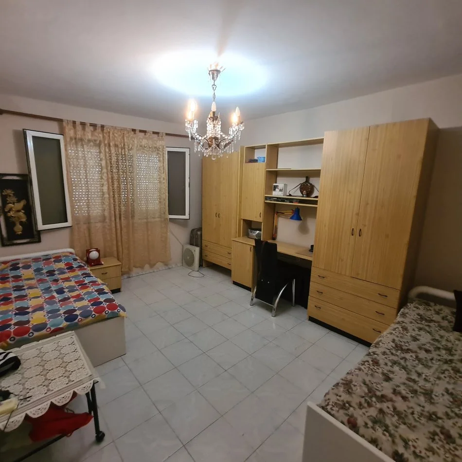 Laprak,  jap 2+1+Ballkon, Kati 5, 85 m² 500 € (Kupola)
