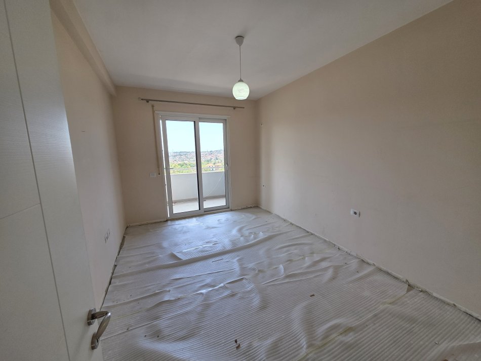 Tirane, shitet apartament 1+1+Ballkon Kati 6, 68 m² 117.000 € (Rruga Aleksander Moisiu)