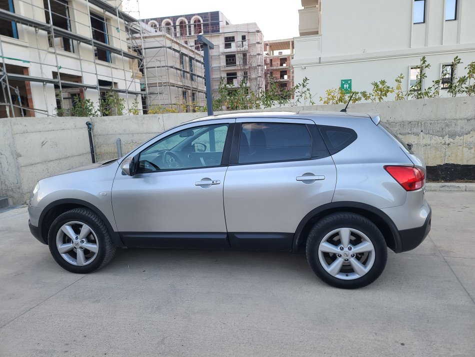 Tirane, shes makine Nissan qashqai 2.0 Benzin+Gaz, gri metalizato automatik Klima 6.300 €