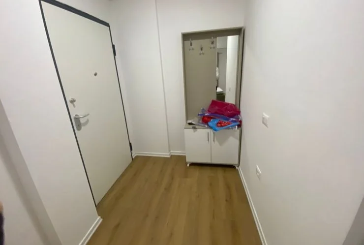 Don Bosko, jap 1+1 Kati 5, 65 m² 450 € (Gjykata Administrative)