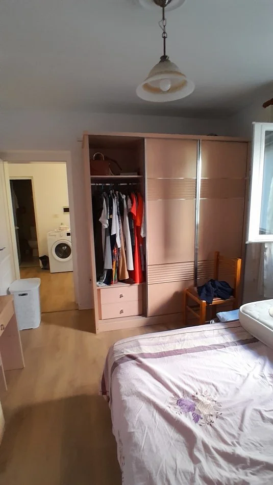 Tirane, jepet me qera apartament 1+1+Aneks+Ballkon Kati 1, 76 m², me PARKIM, 500 € (Rr. Ali Visha) QYTETI STUDENTI!