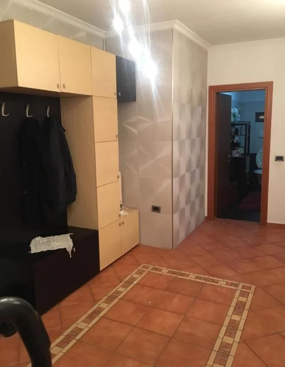 Don bosko (kryqezimi te Er Petrol), jap 2+1+Ballkon Kati 9, 115 m² 700 € (Don Bosko)