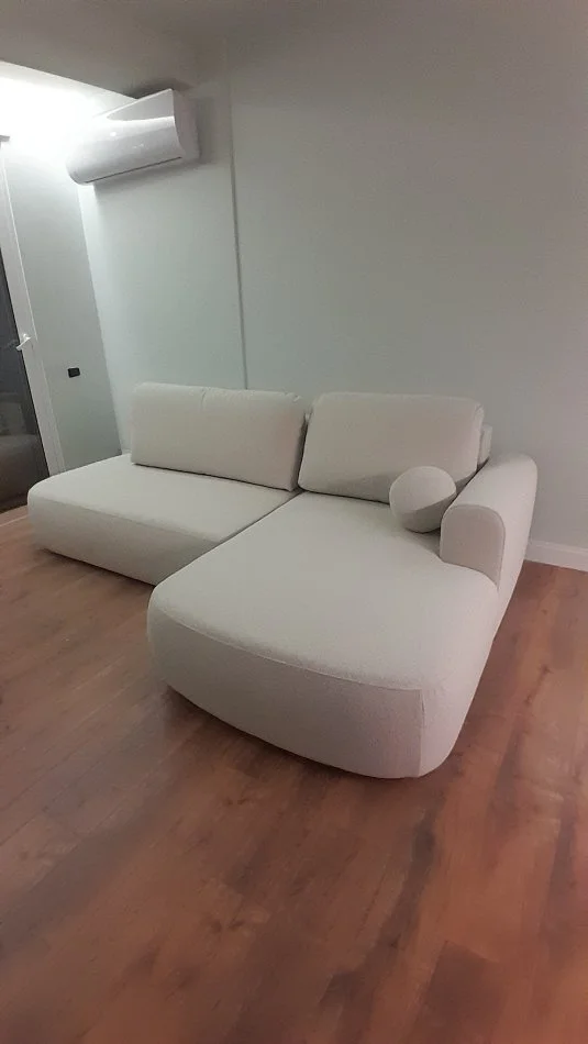 Tirane, jepet me qera apartament 1+1+Aneks+VERANDE supper,  Kati 8, 83 m² 630 € (Yzberisht, prane Bulevardit)