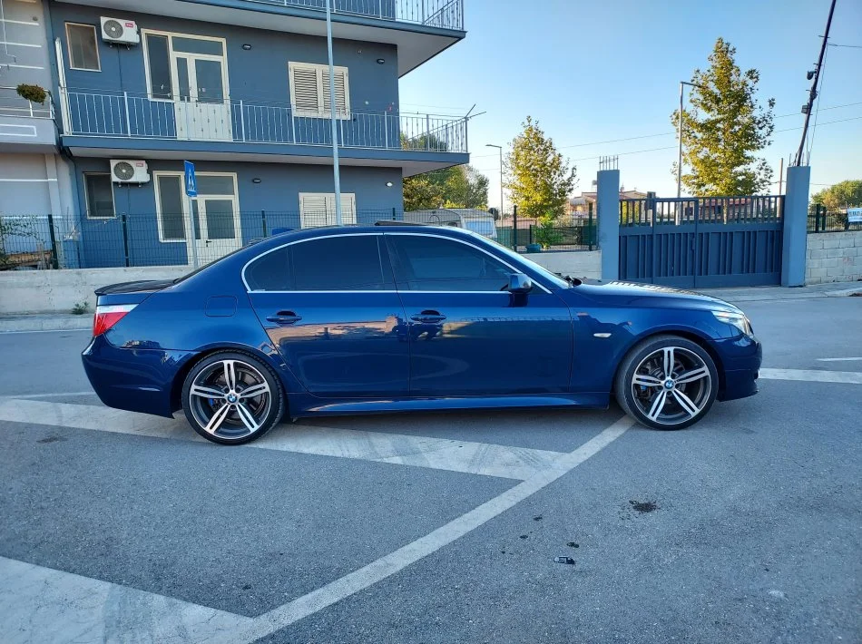Vlore, shes makine BMW 528I 2009 Benzine/Gas Automat Benzin+Gaz, blu automatik Klima 206.000 km 10.000 €