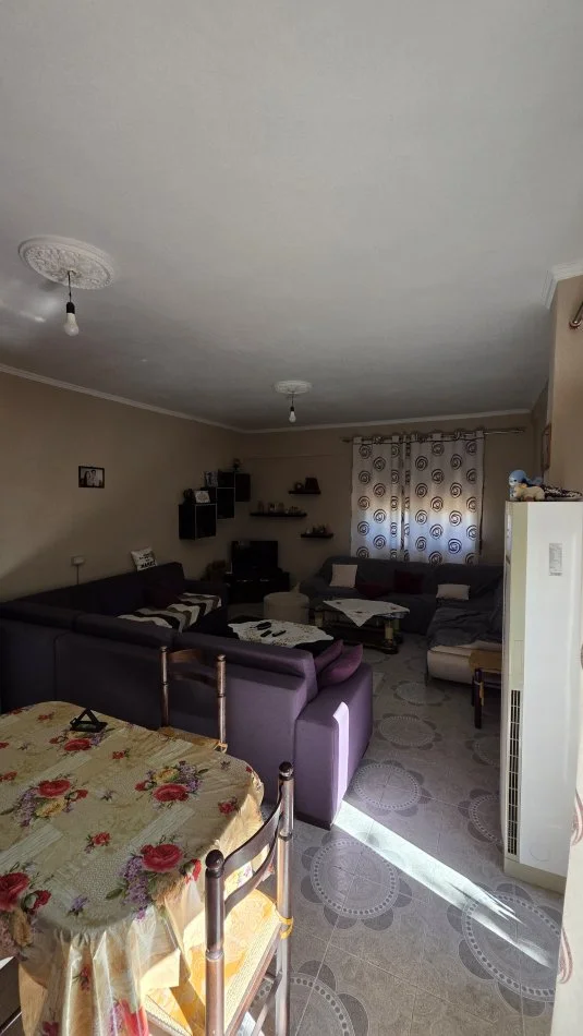 Lushnje, shitet shtepi 2 Katshe Kati 0, 300 m² 