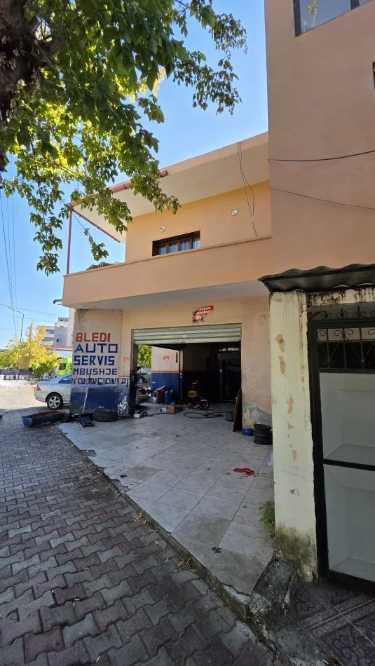 Lushnje, shitet shtepi 2 Katshe Kati 0, 300 m² 