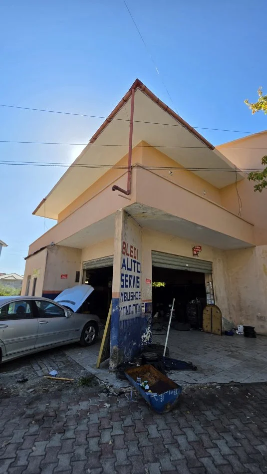 Lushnje, shitet shtepi 2 Katshe Kati 0, 300 m² 