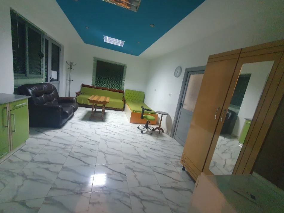 jepet me qera nga Pronari, pa-komision 2 Katshe Kati 0