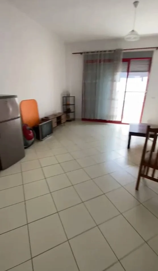 SHES 1+1 ME HIPOTEKE (TE PALLATETET E VERDHA-TERMINALI AUTOBUZAVE).