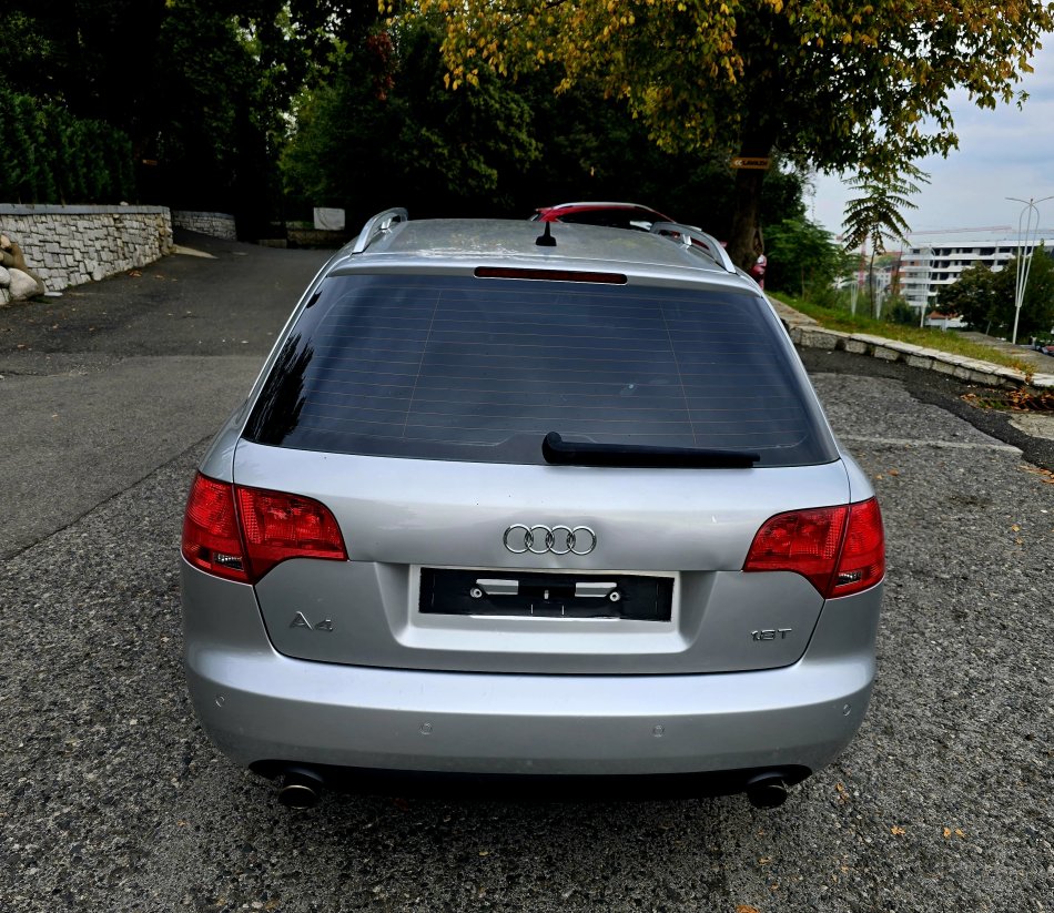 Tirane, shes makine AUDI Benzin, gri metalizato automatik Klima 212.121 km 4.400 €