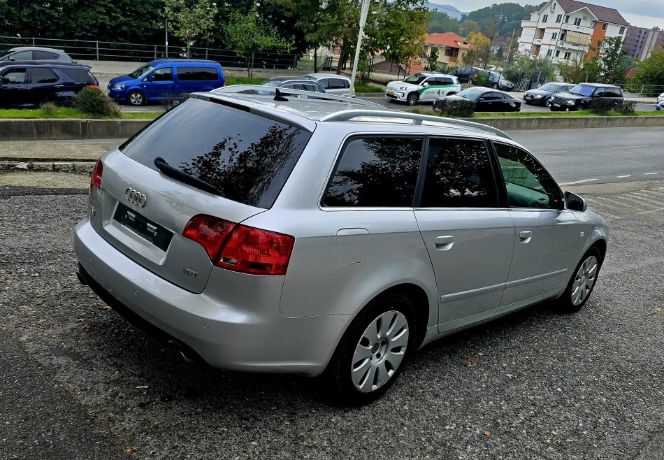 Tirane, shes makine AUDI Benzin, gri metalizato automatik Klima 212.121 km 4.400 €