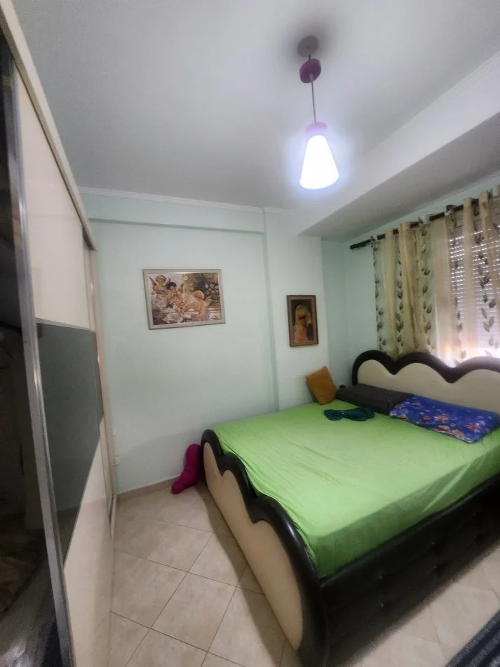 Tirane, jepet me qera apartament 2+1 , 83 m² 700 € (Rr, Vorpsi)