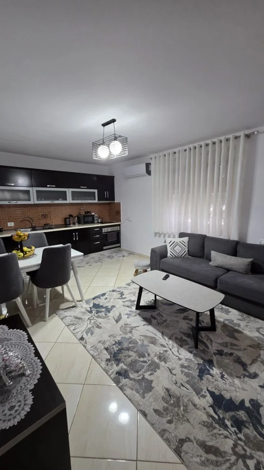 Lushnje, shitet Vile 3 Katshe Kati 0, 510 m² 