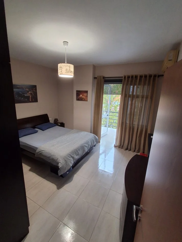 Tirane, shitet apartament 1+1+Aneks+Ballkon Kati 3, 71 m² 125.000 € 