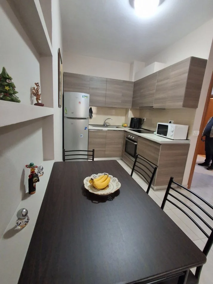 Tirane, shitet apartament 1+1+Aneks+Ballkon Kati 3, 71 m² 125.000 € 