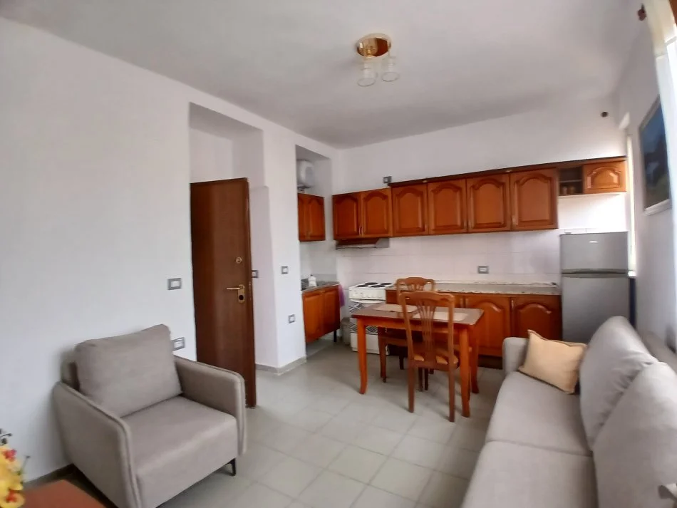 Tirane, jepet me qera apartament 2+1+Ballkon Kati 6, 90 m² 650 € (Durresit)